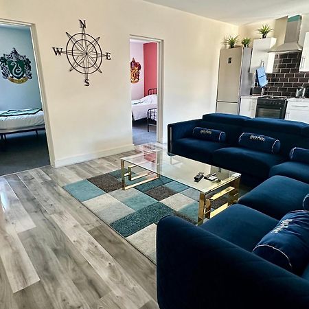 Wizards Corner Spacious 3 Bed Near Watford Junction מראה חיצוני תמונה